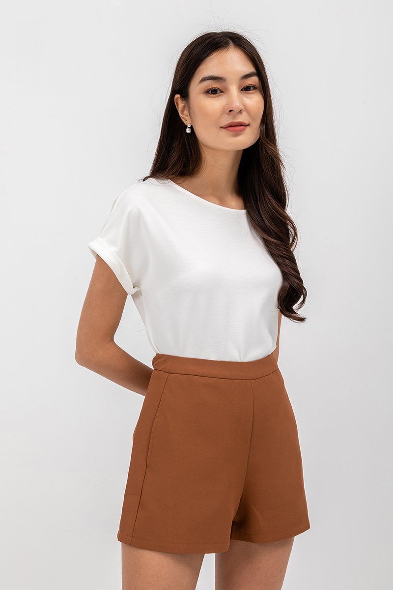 ANKA BASIC HIGH WAISTED SHORTS