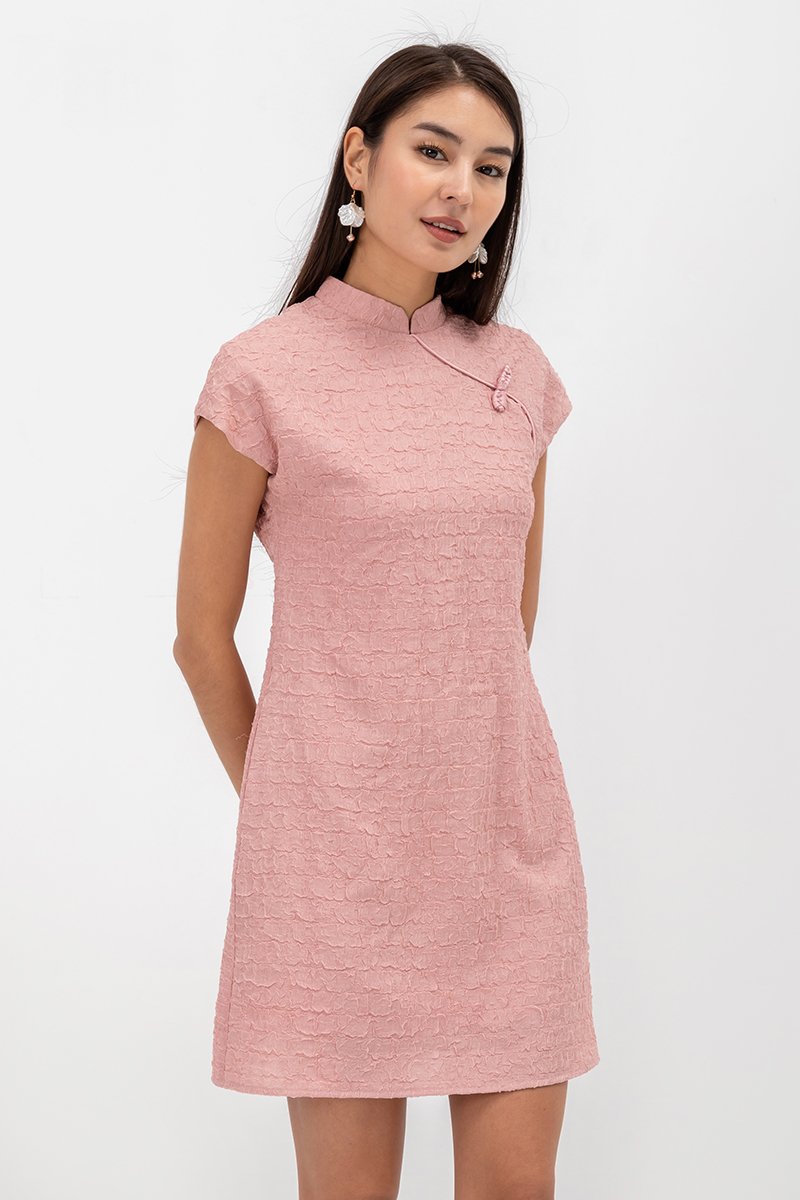 OVIDIA TEXTURED CAP SLEEVE CHEONGSAM