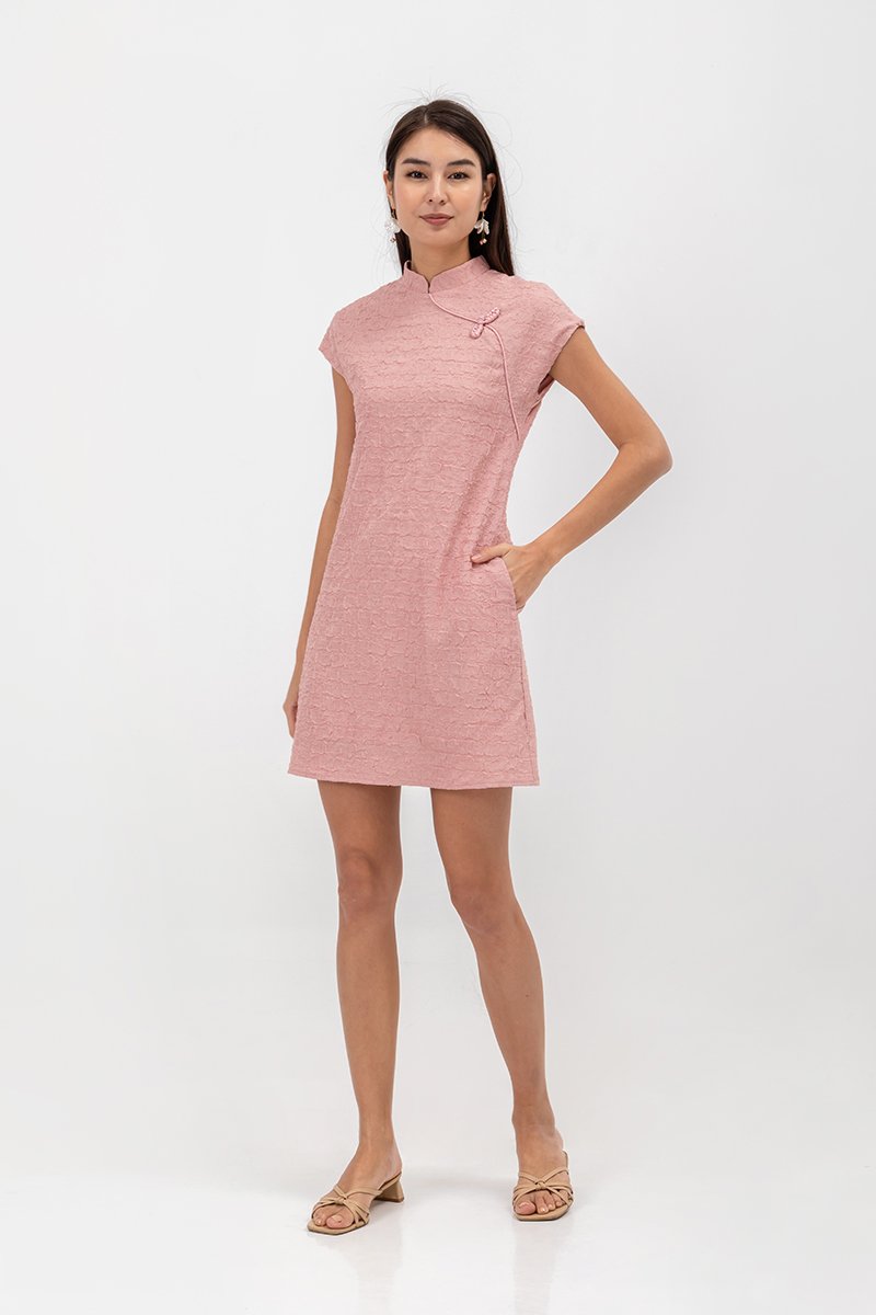OVIDIA TEXTURED CAP SLEEVE CHEONGSAM