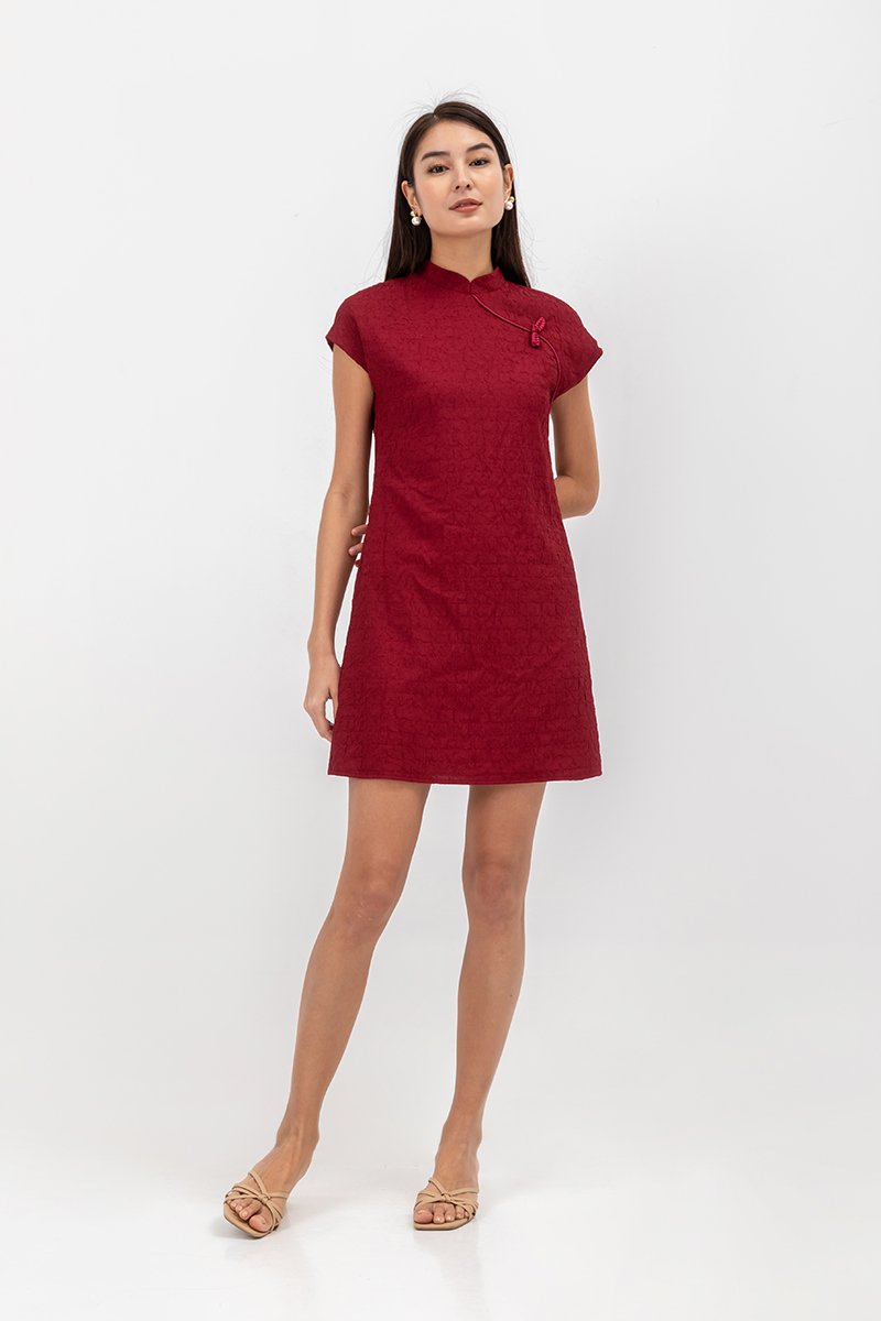 OVIDIA TEXTURED CAP SLEEVE CHEONGSAM