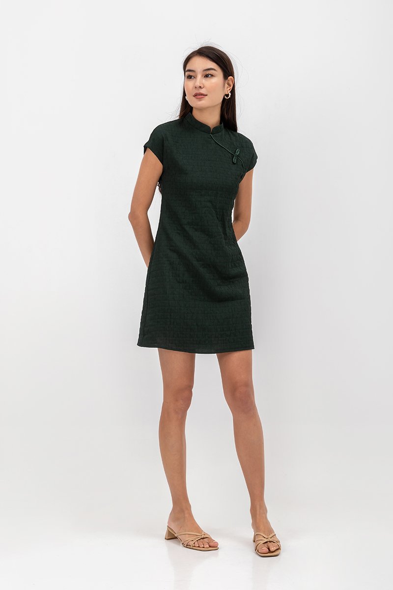 OVIDIA TEXTURED CAP SLEEVE CHEONGSAM