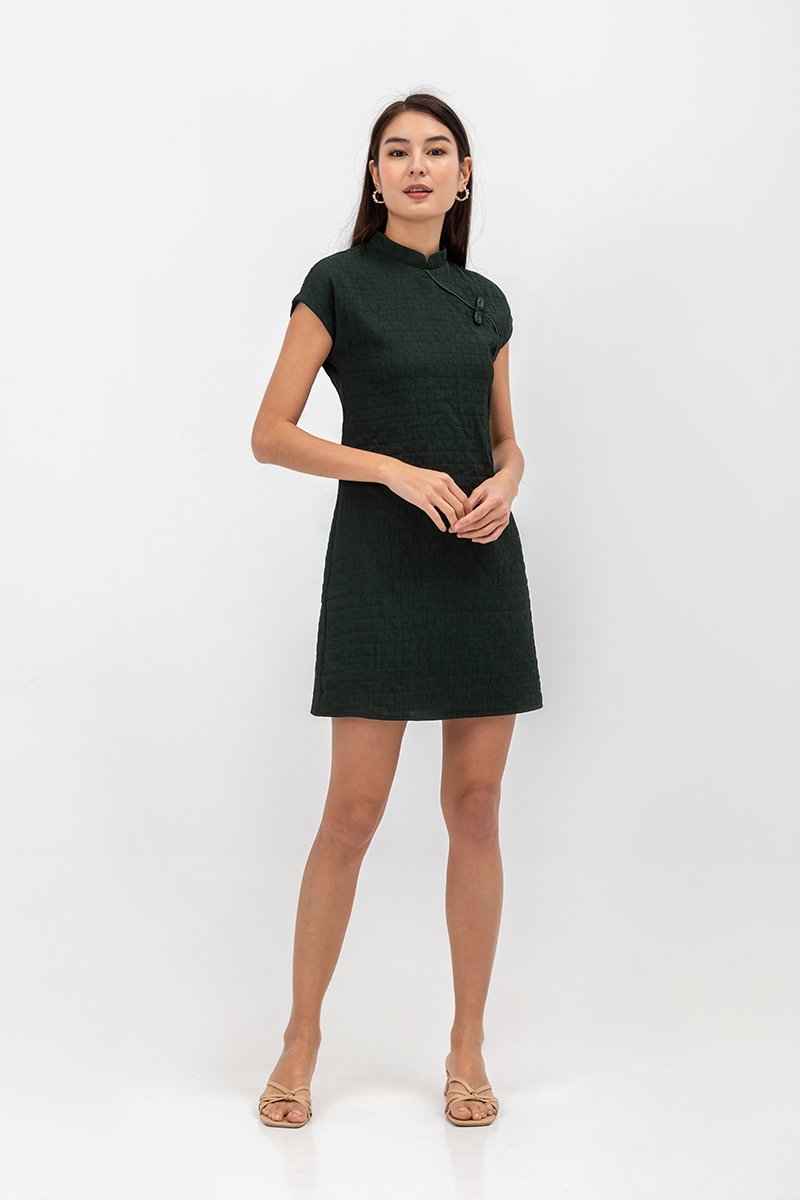 OVIDIA TEXTURED CAP SLEEVE CHEONGSAM