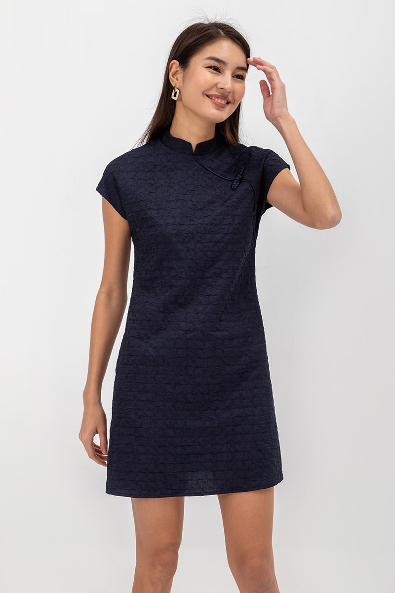OVIDIA TEXTURED CAP SLEEVE CHEONGSAM