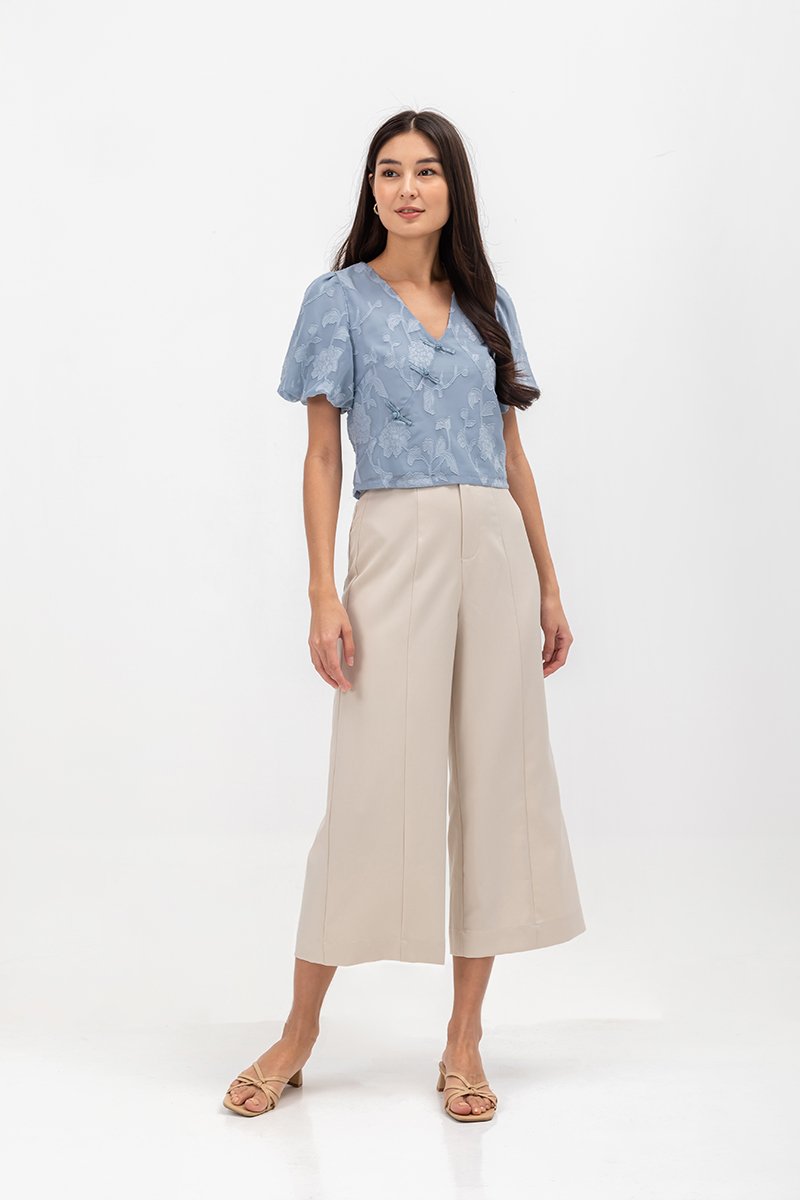 VIOLETTE PUFF SLEEVE FLORAL CHEONGSAM TOP